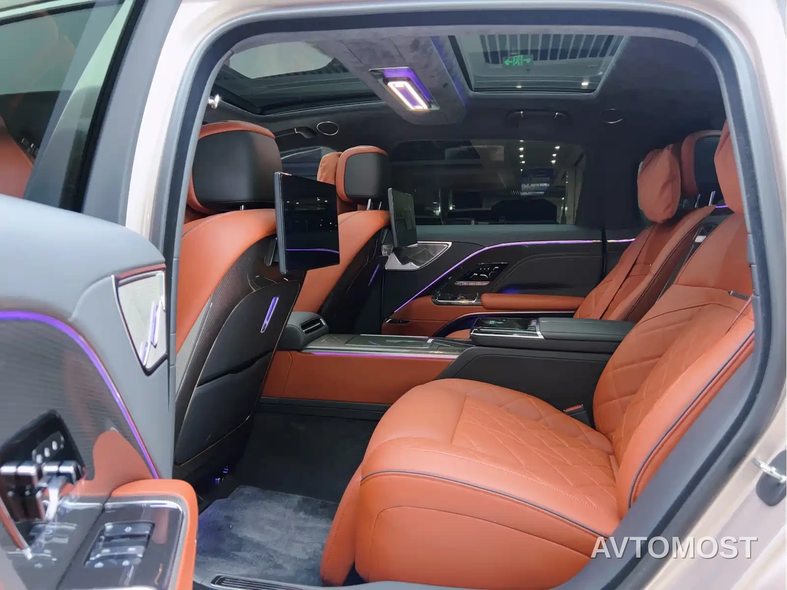 Hongqi Guoya 2024 4.0T V8 Version — фото 13