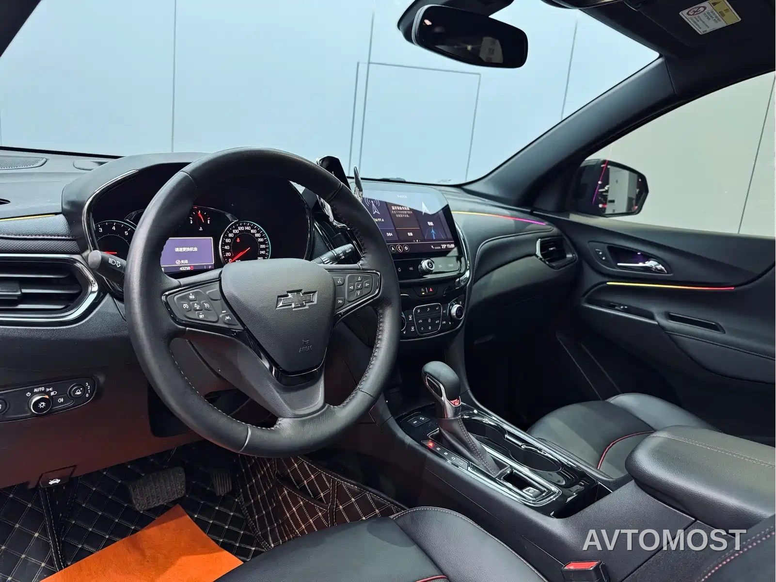 Chevrolet Equinox 2022 Mild Hybrid 550T RS 4WD Intelligent Defense Edition — фото 8