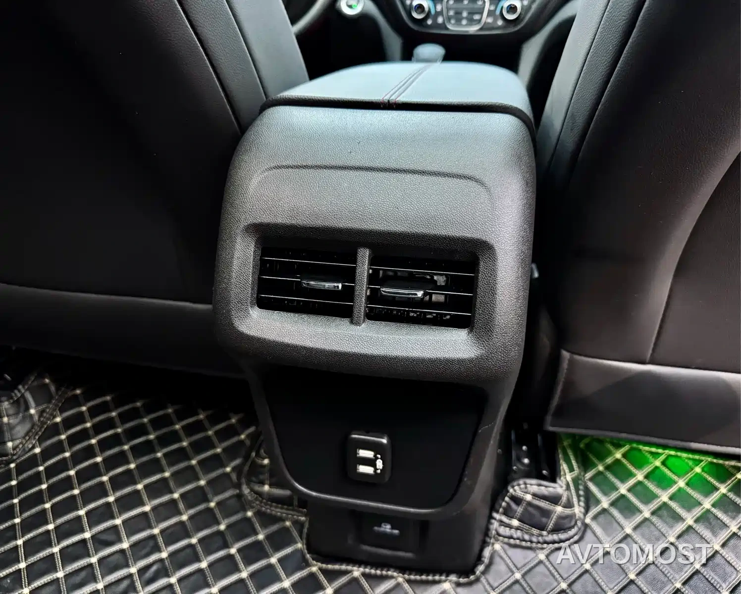 Chevrolet Equinox 2022 Mild Hybrid 550T RS 4WD Intelligent Defense Edition — фото 17