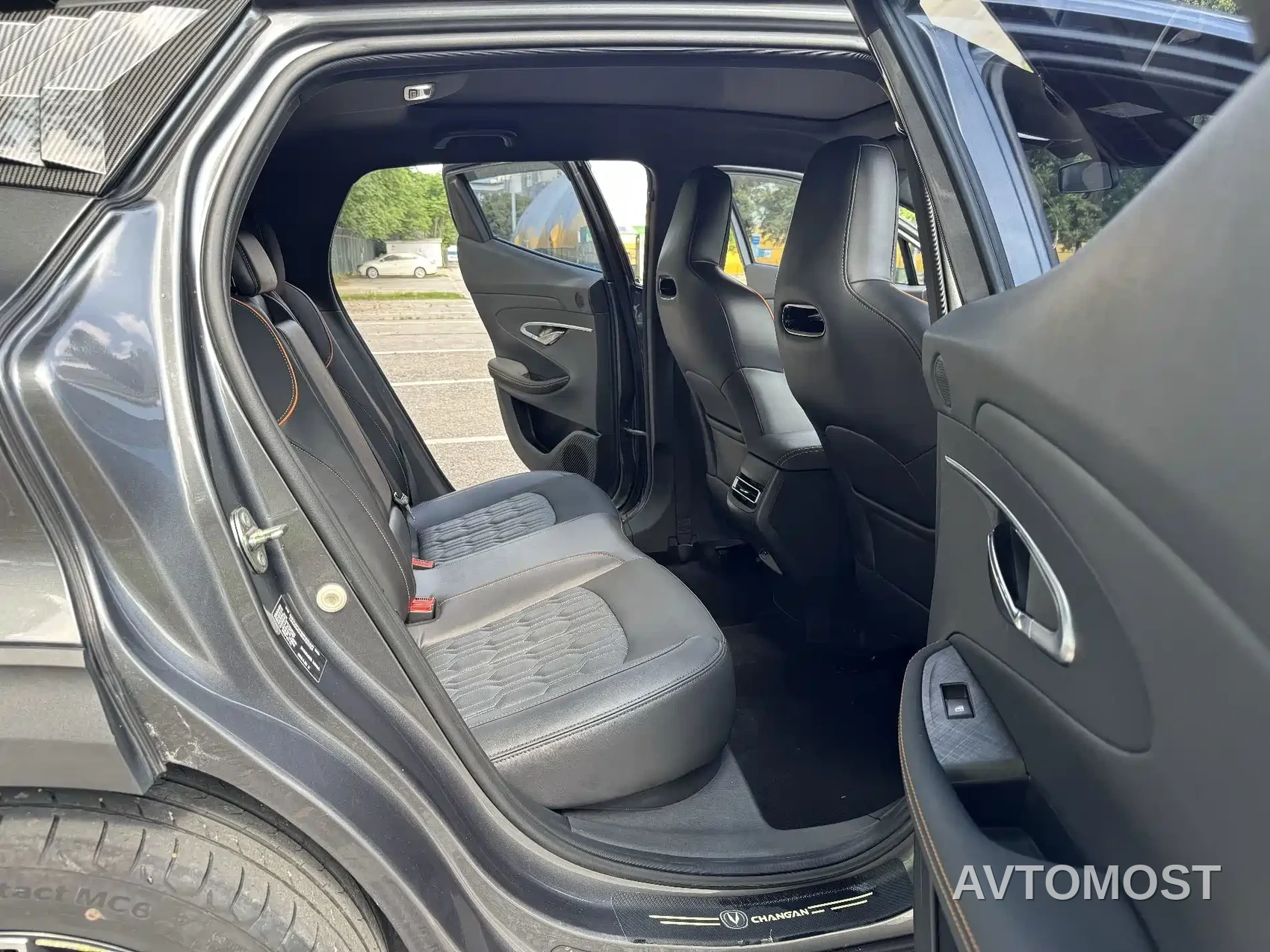 Changan UNI-T 2022 1.5T Premium — фото 10