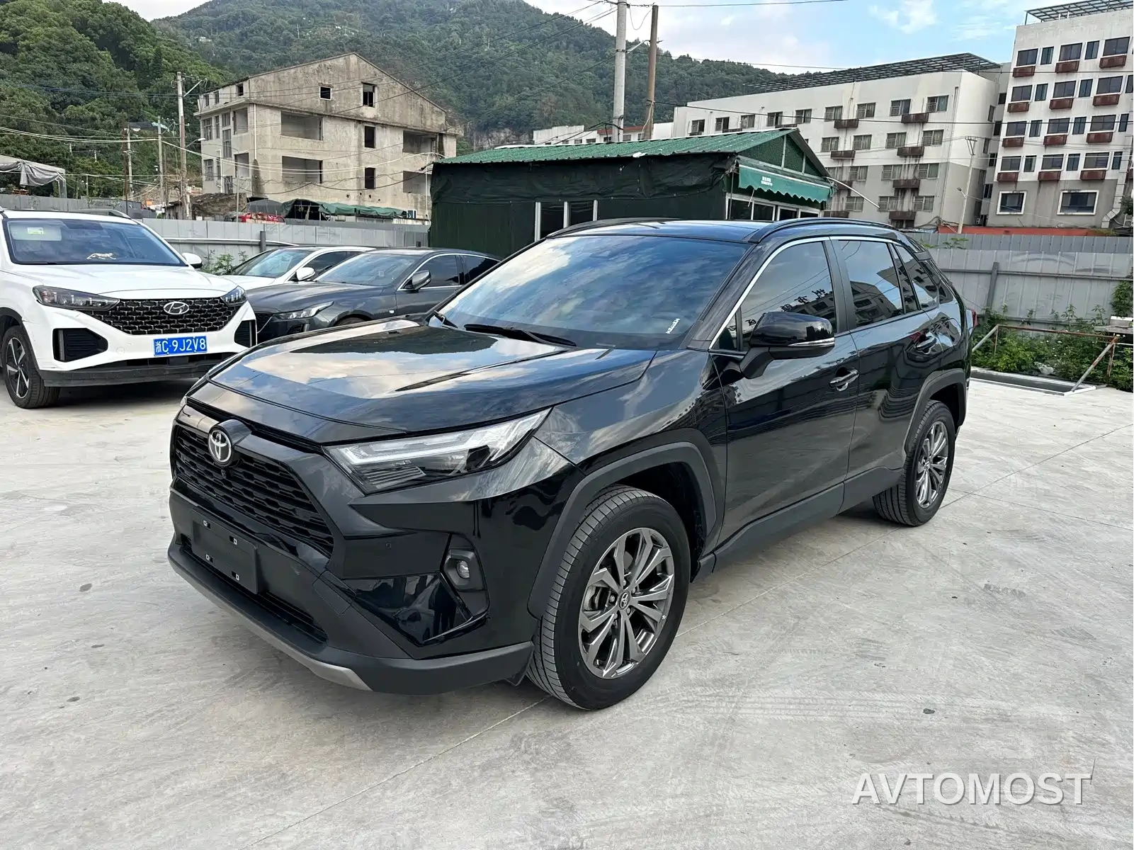 Toyota RAV4 Rongfang 2024 2.0L CVT FWD Style Edition — фото 1