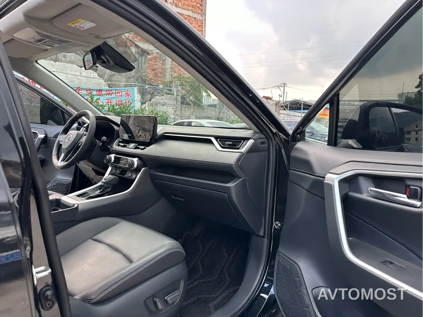 Toyota RAV4 Rongfang 2024 2.0L CVT FWD Style Edition — фото 12