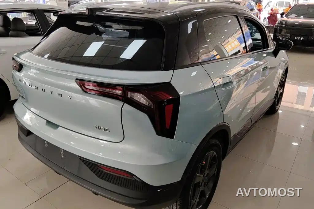Geely Geometry E Firefly 2022 320KM Well-behaved Tiger 4-seater — фото 3