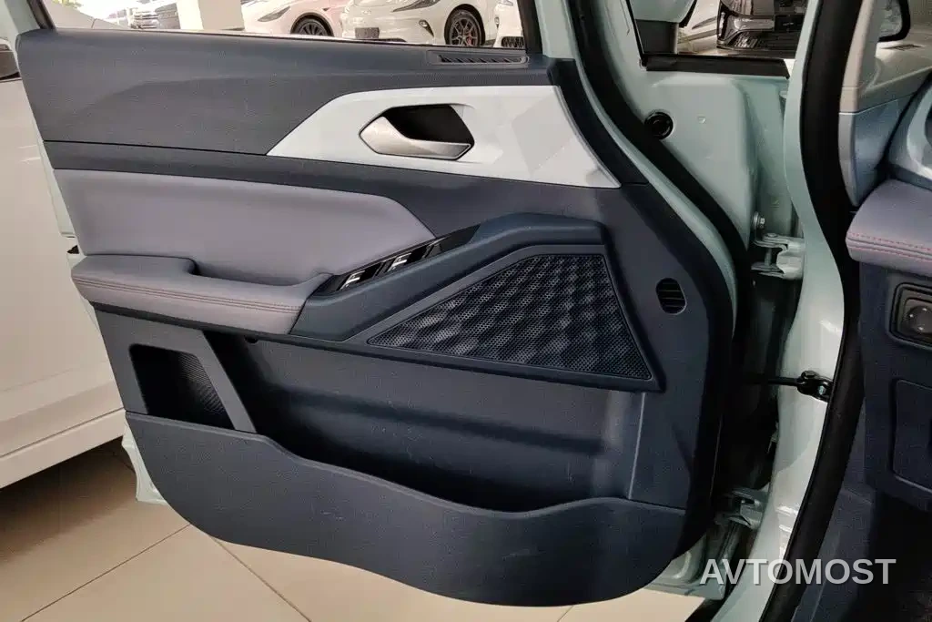 Geely Geometry E Firefly 2022 320KM Well-behaved Tiger 4-seater — фото 7