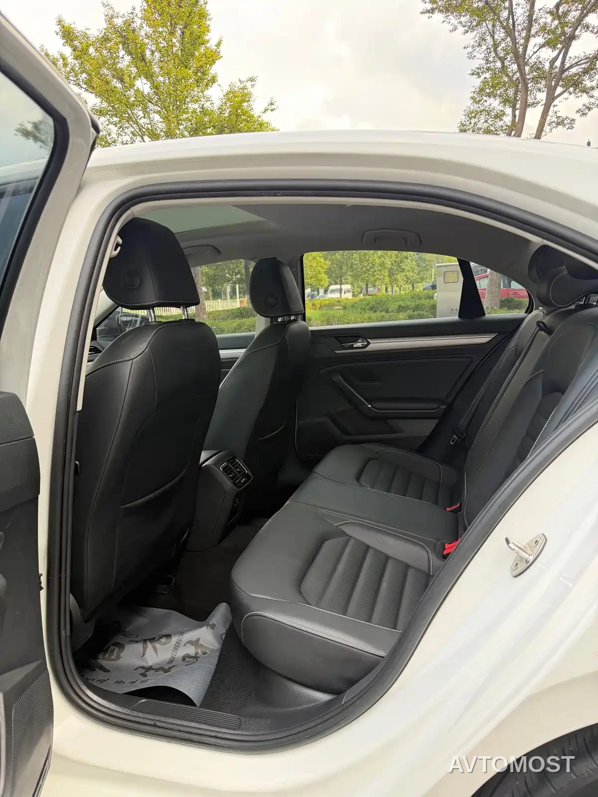 Volkswagen Lamando 2021 280TSI DSG Comfort Edition — фото 8
