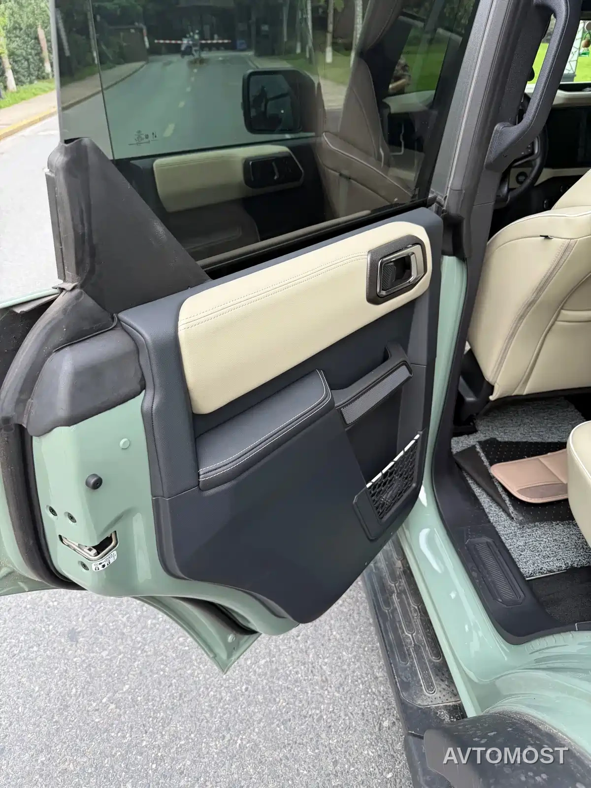 Ford Bronco 2025 2.3T Retro Special Edition — фото 12