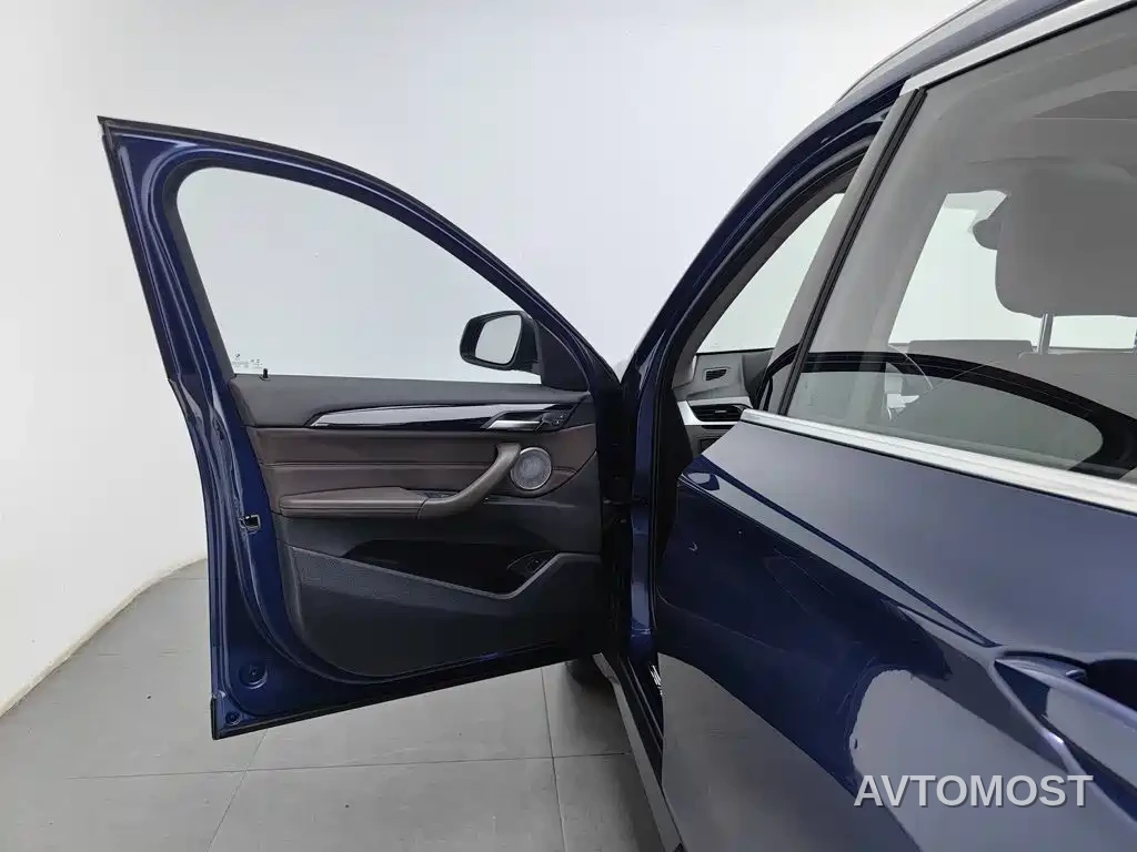 BMW X1 2021 Facelift sDrive25Li Leading — фото 7
