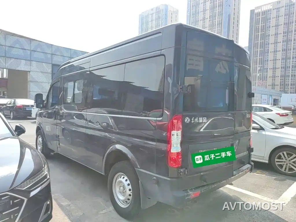 Dongfeng Yufeng 2023 V9+ 2.0T Manual FWD Multi-purpose Medium Wheelbase Medium Roof 7/8/9 Seater — фото 4
