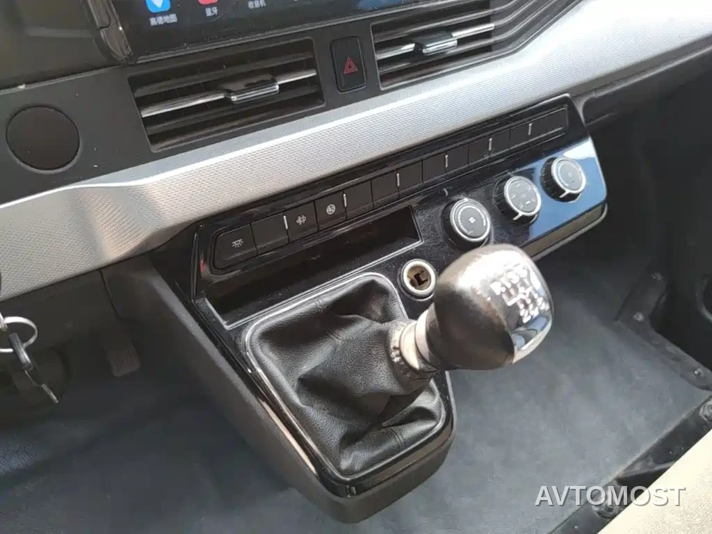 Dongfeng Yufeng 2023 V9+ 2.0T Manual FWD Multi-purpose Medium Wheelbase Medium Roof 7/8/9 Seater — фото 10