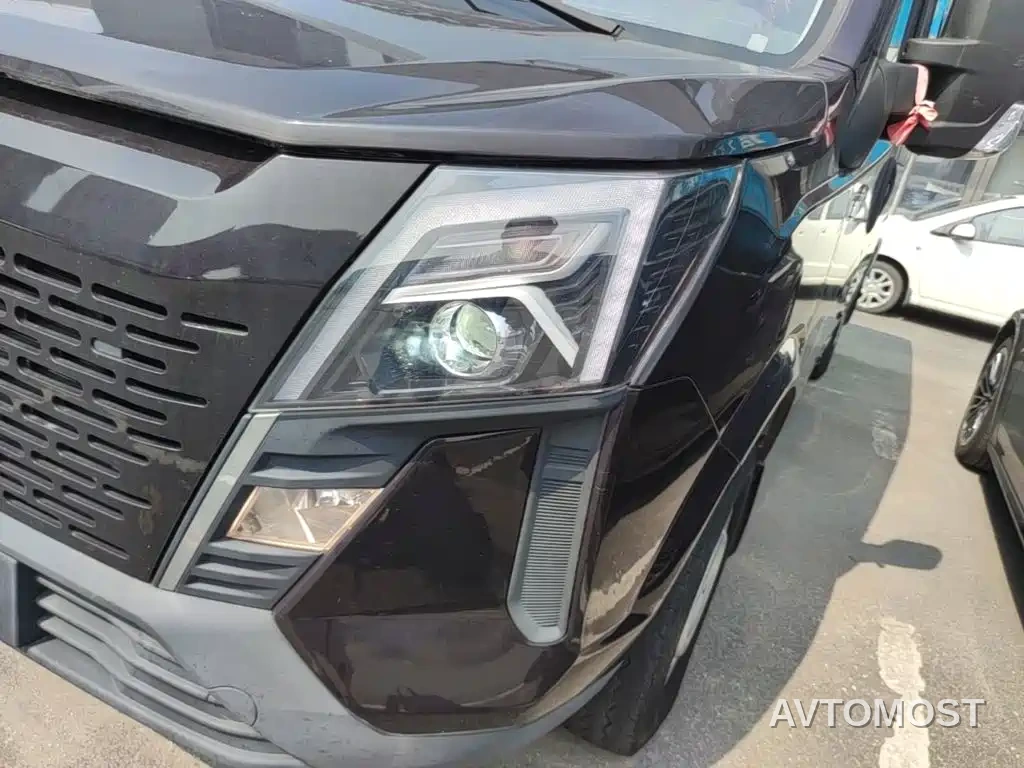 Dongfeng Yufeng 2023 V9+ 2.0T Manual FWD Multi-purpose Medium Wheelbase Medium Roof 7/8/9 Seater — фото 18