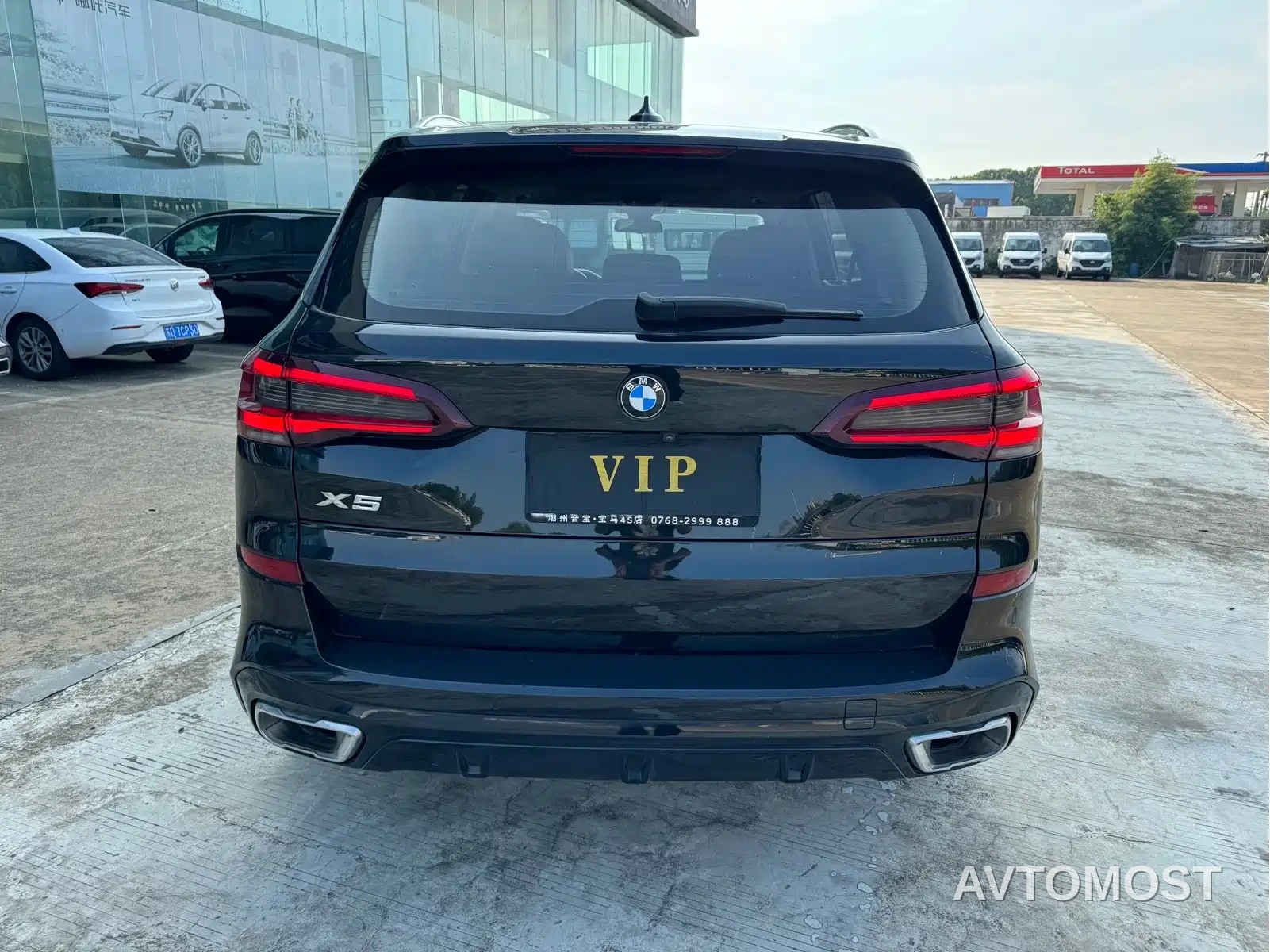 BMW X5 2022 xDrive 30Li Premium M Sport Package — фото 4