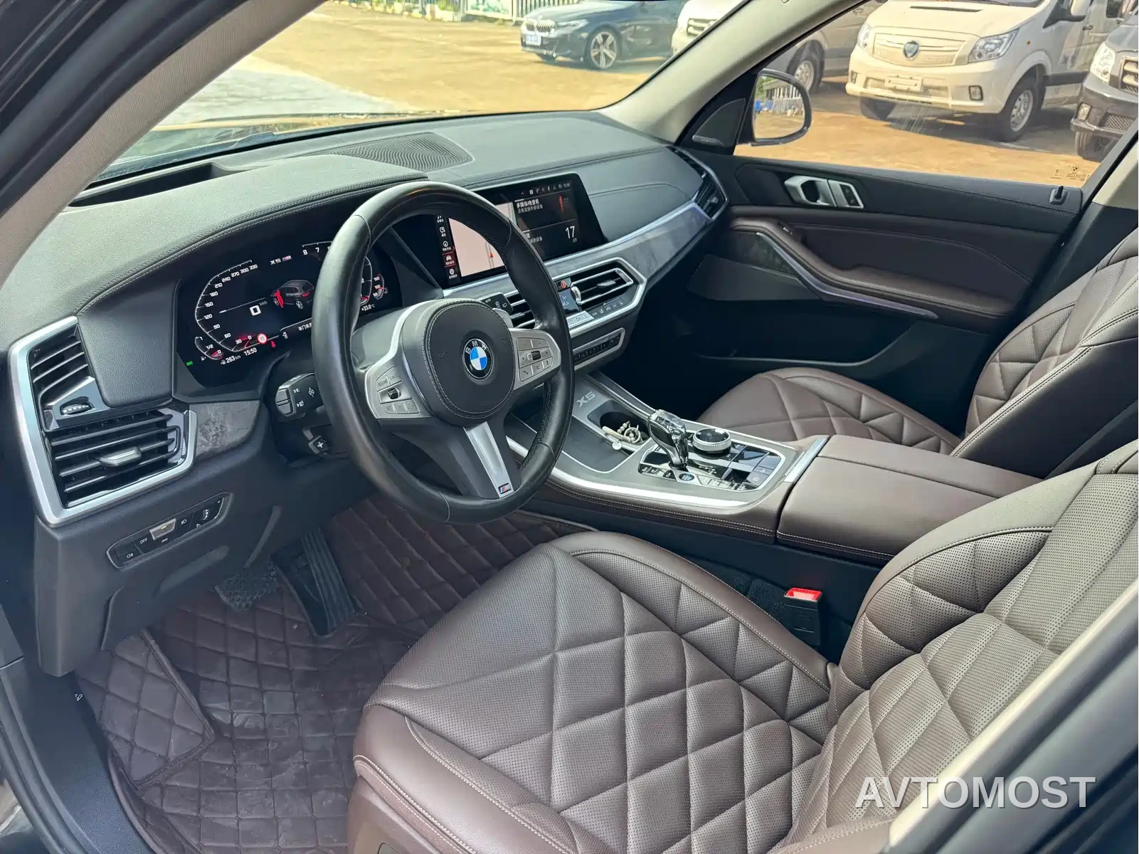 BMW X5 2022 xDrive 30Li Premium M Sport Package — фото 9