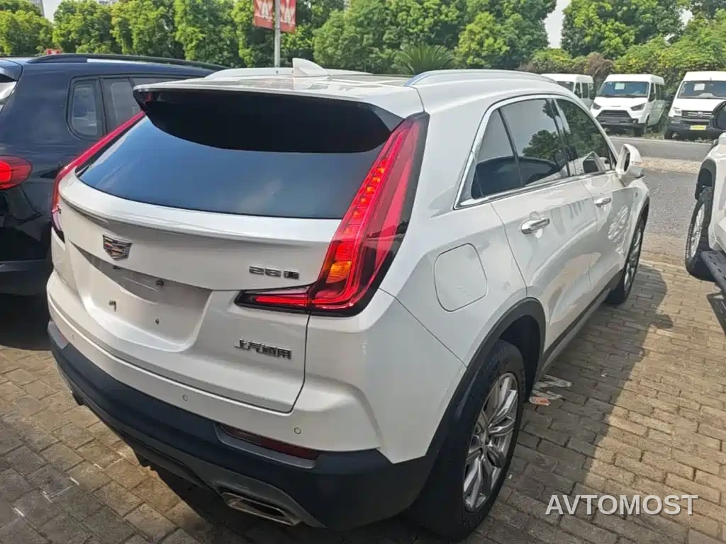 Cadillac XT4 2021 28T FWD Premium Edition — фото 5