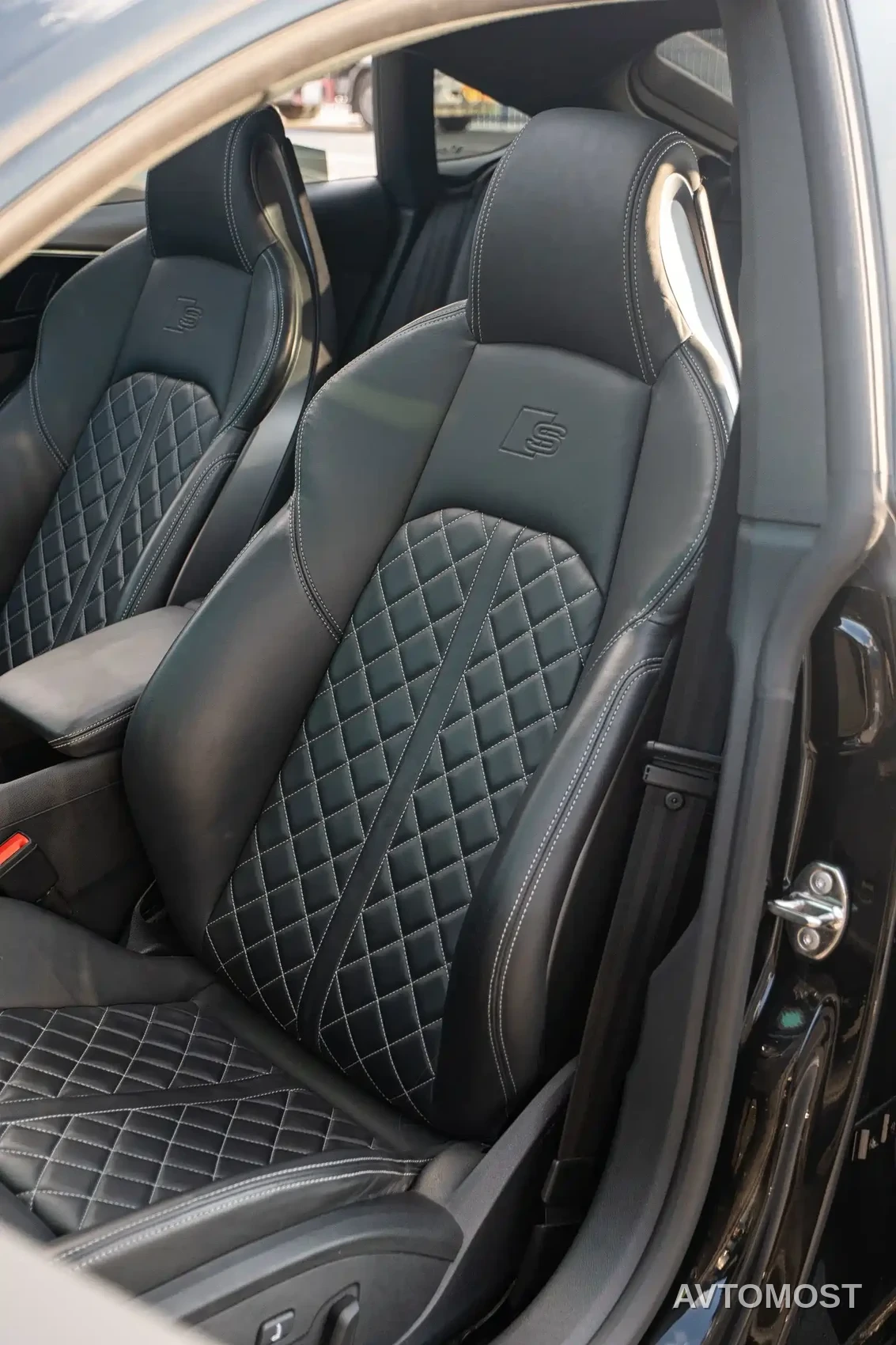 Audi S5 2023 S5 3.0T Sportback — фото 3