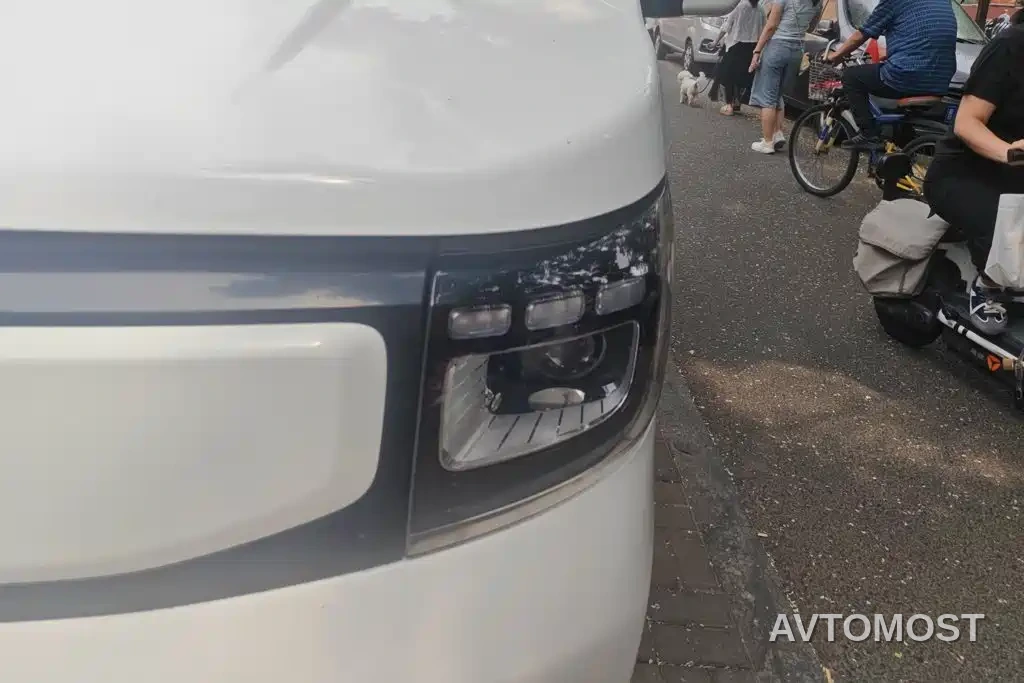 Changan Ruixing EM80 2025 Model Passenger Version Comfort Type 6-seater 300km Tailgate — фото 5