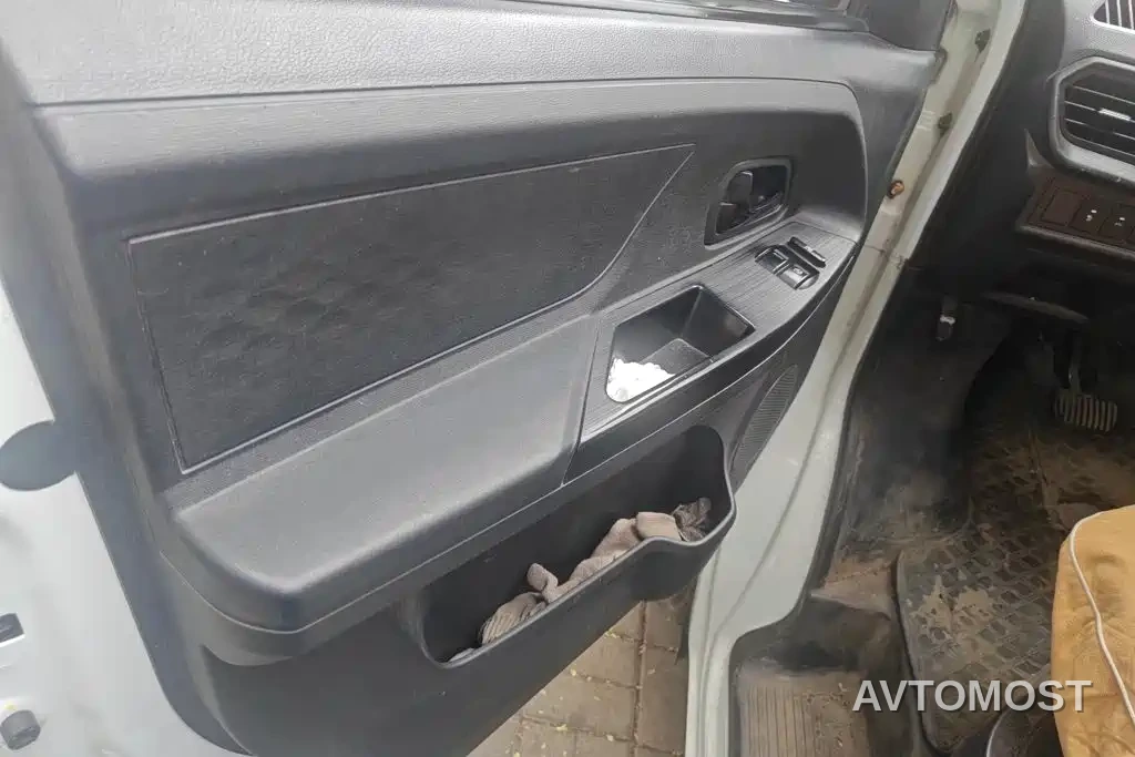 Changan Ruixing EM80 2025 Model Passenger Version Comfort Type 6-seater 300km Tailgate — фото 7