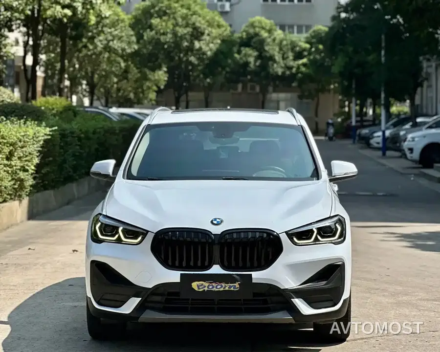 BMW X1 2021 sDrive25Li Leading
