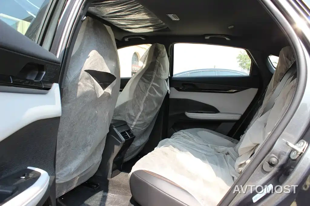 Changan UNI-V iDD 2024 Blue Whale Smart iDD 136km Smart Cool — фото 14