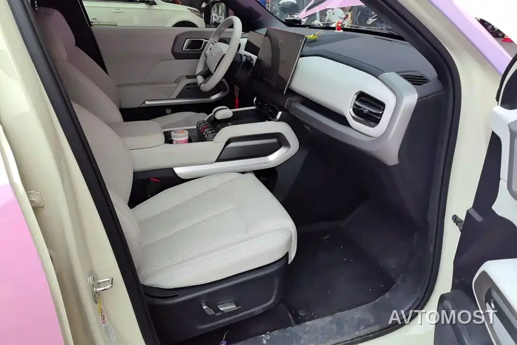 Fang Cheng Bao Titanium 3 2025 501KM RWD Smart Drive Max — фото 8