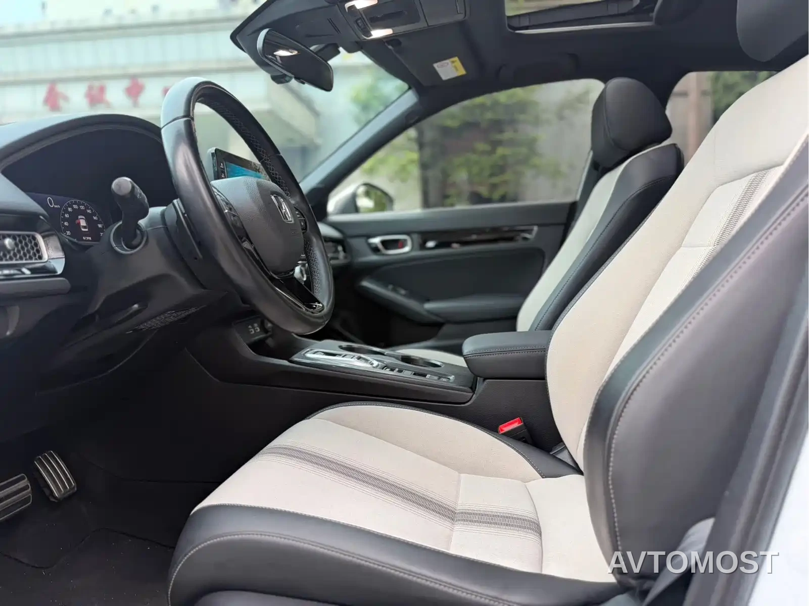Honda Civic 2023 2.0L e:HEV Sharp Edition — фото 5