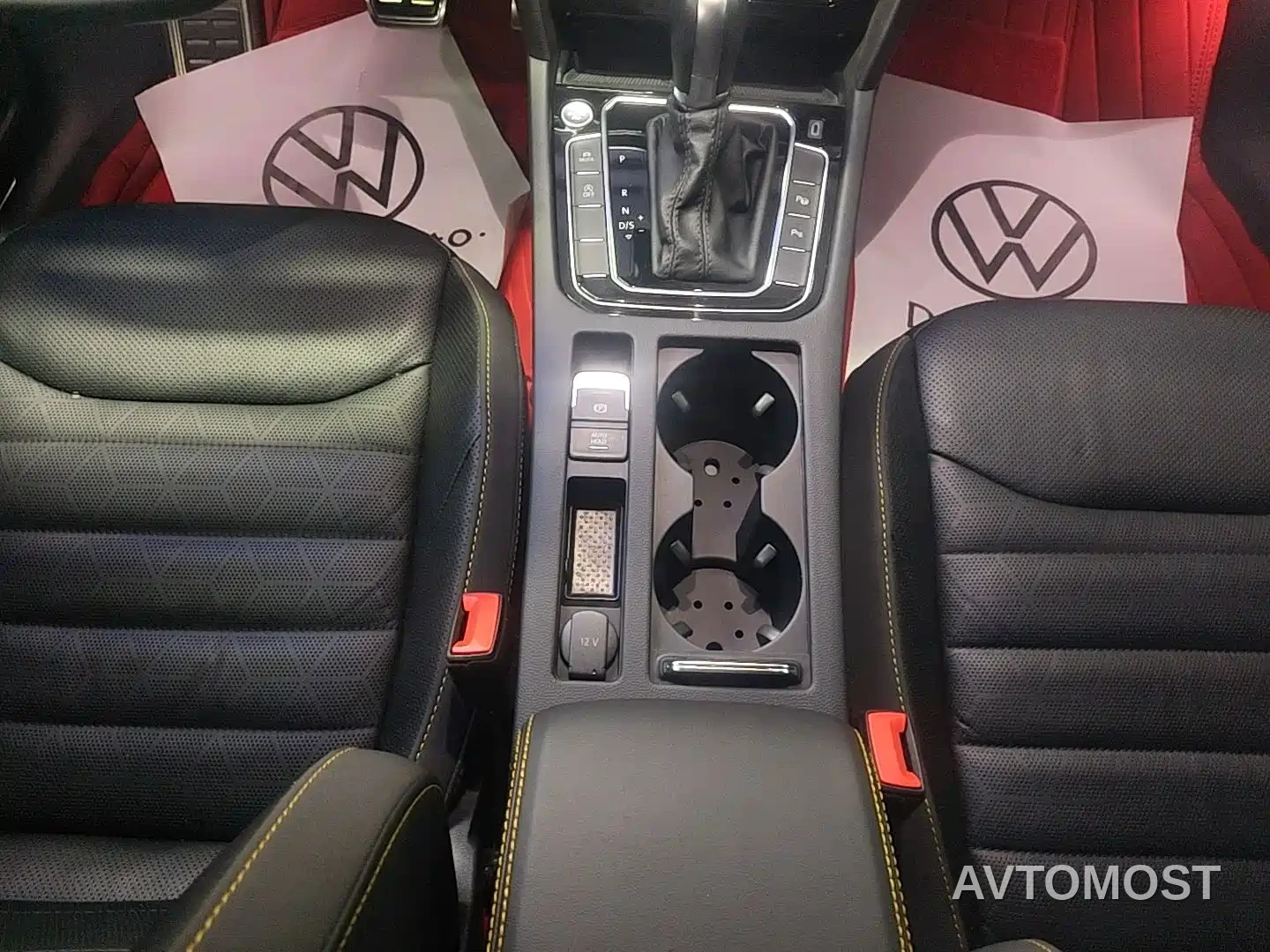 Volkswagen FAW-Volkswagen CC 2021 380TSI Eye-catching Edition — фото 6