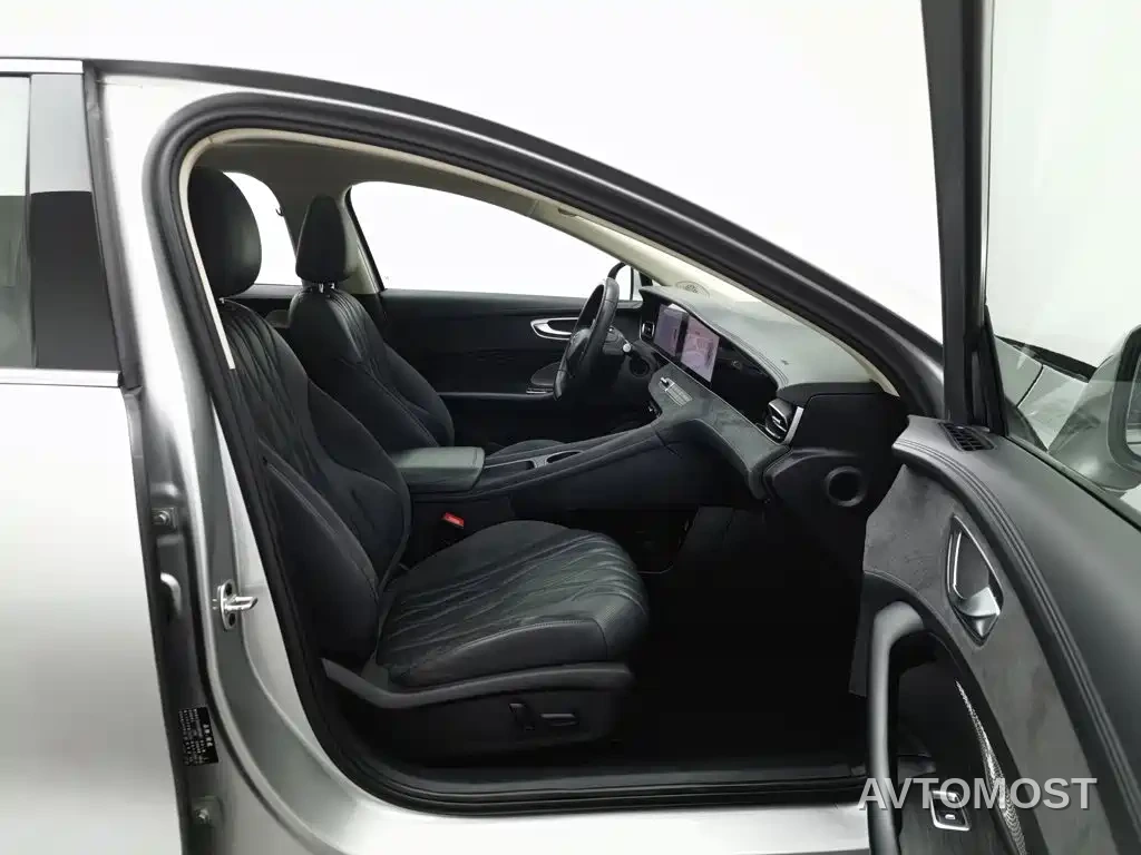 Roewe D7 2023 DMH 125km Flagship Edition — фото 21