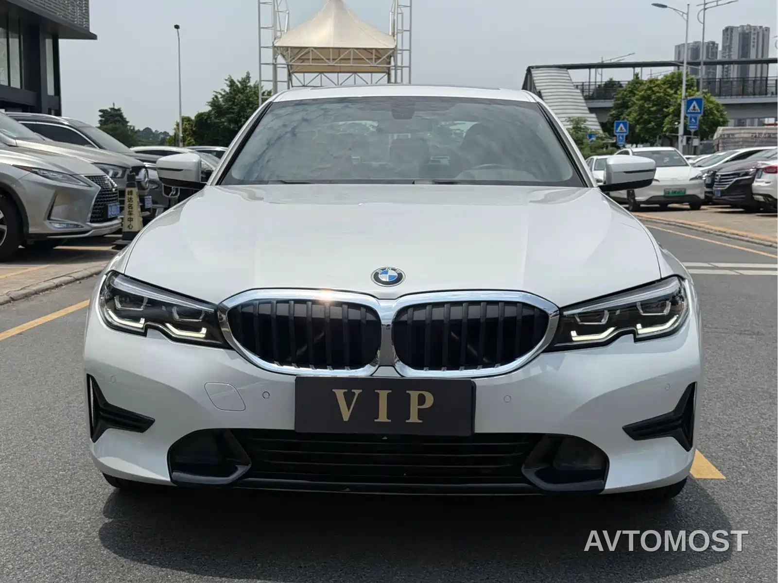 BMW 3 Series 2022 320i Sport Package — фото 2