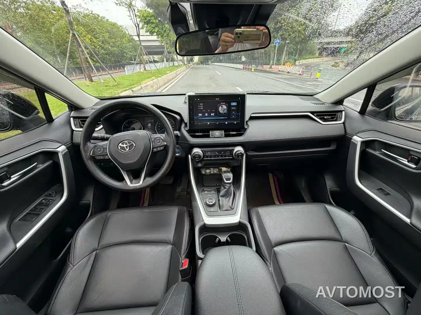 Toyota Wildlander 2021 Hybrid 2.5L E-CVT AWD Luxury Edition — фото 6
