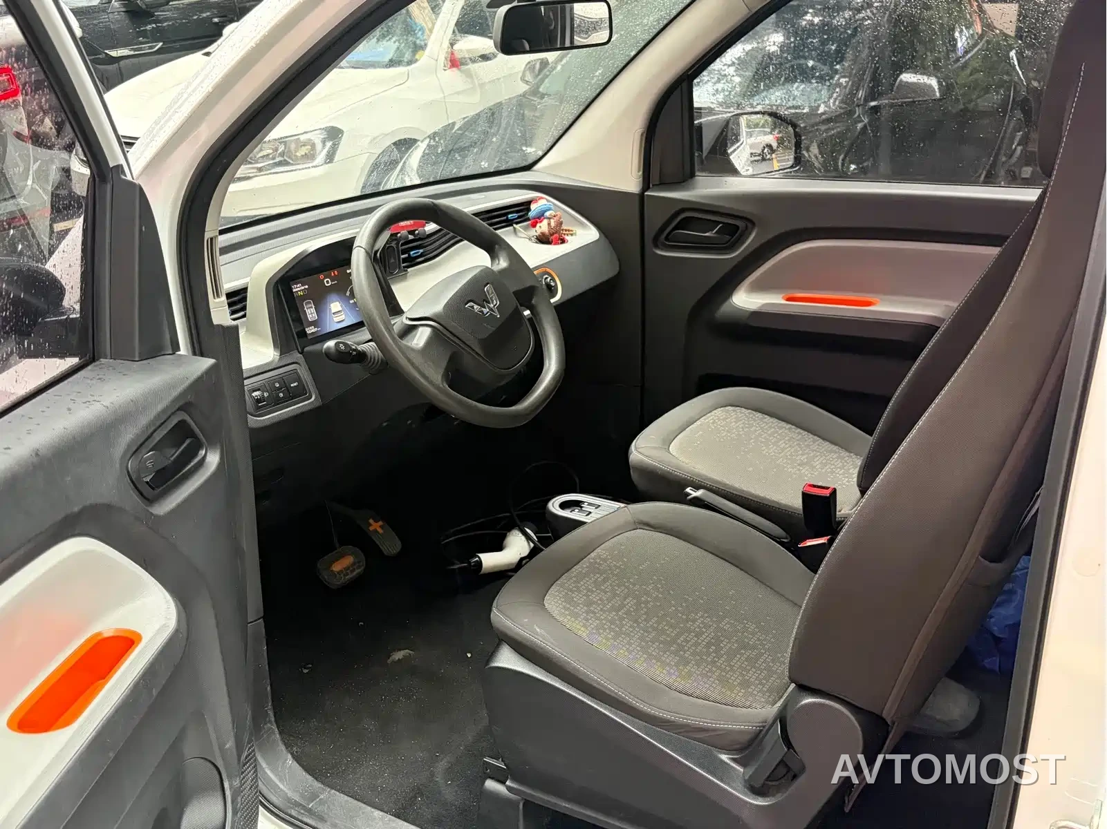 Wuling Motors Hongguang MINIEV 2020 Comfort Edition (LFP Battery) — фото 5