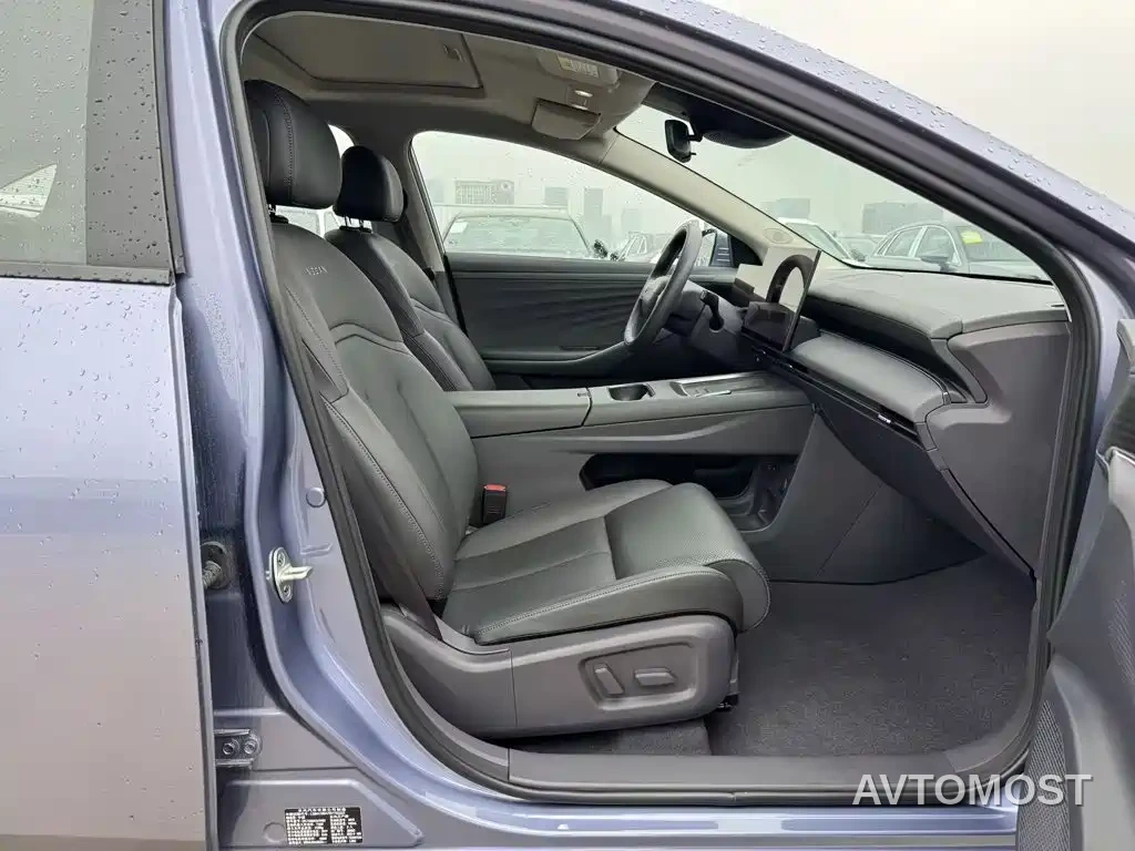 Nissan N6 2025 Mid Configuration — фото 13