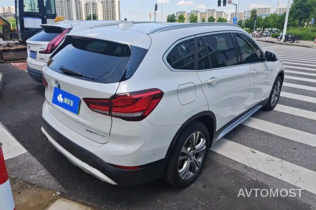 BMW X1 New Energy 2021 xDrive30Le Exclusive — фото 3