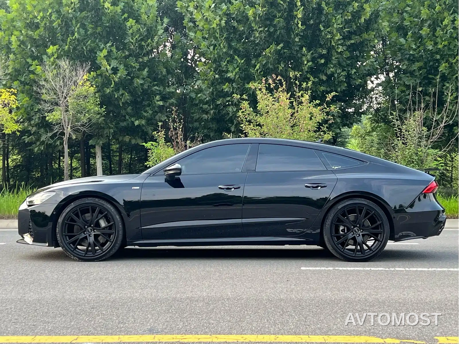 Audi A7 2023 55 TFSI quattro Premium — фото 10
