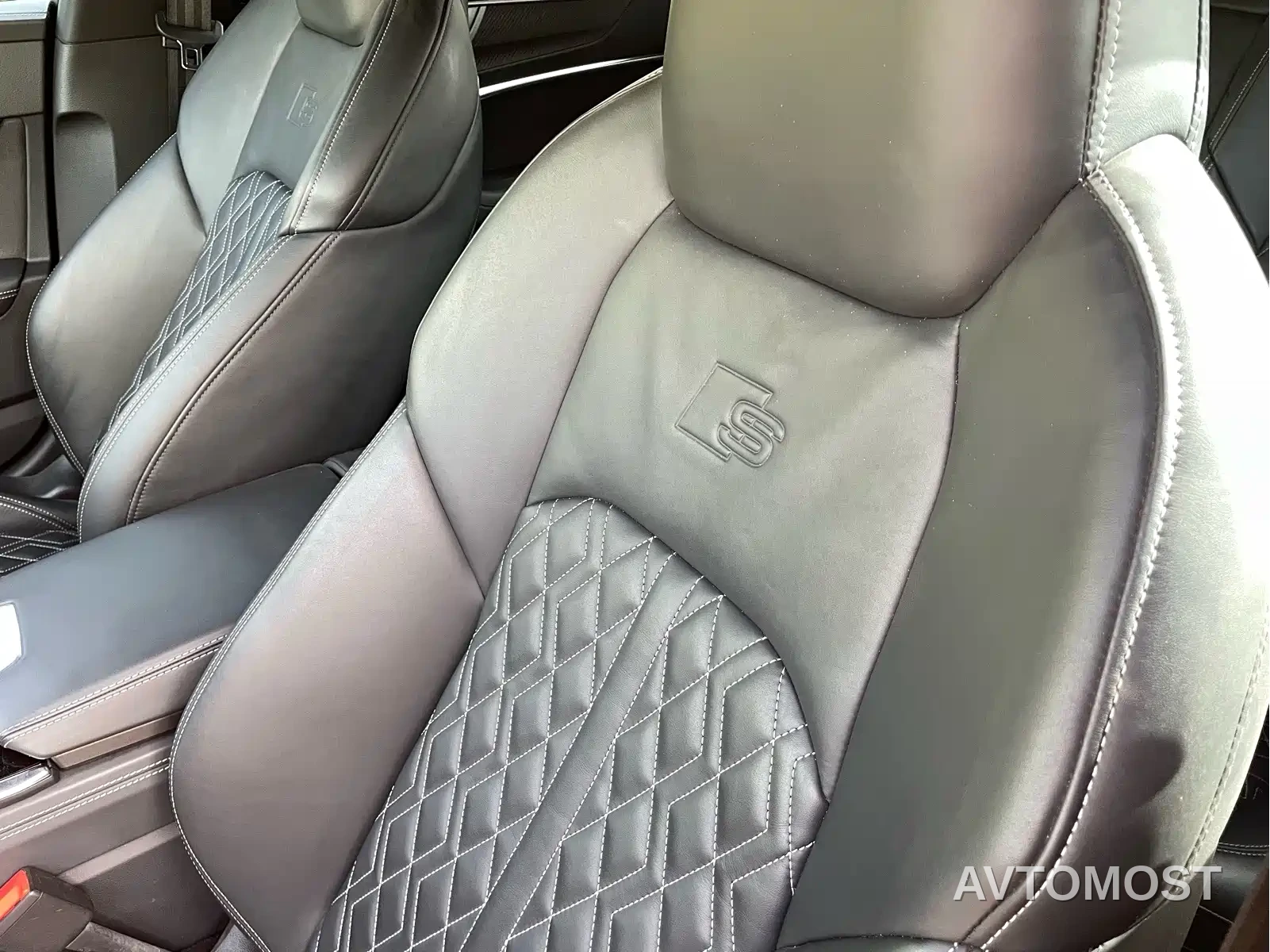 Audi A7 2023 55 TFSI quattro Premium — фото 15