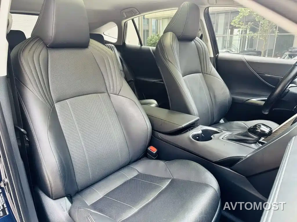 Toyota Lingfang HARRIER 2022 Hybrid 2.5L CVT 2WD Luxury Edition — фото 7
