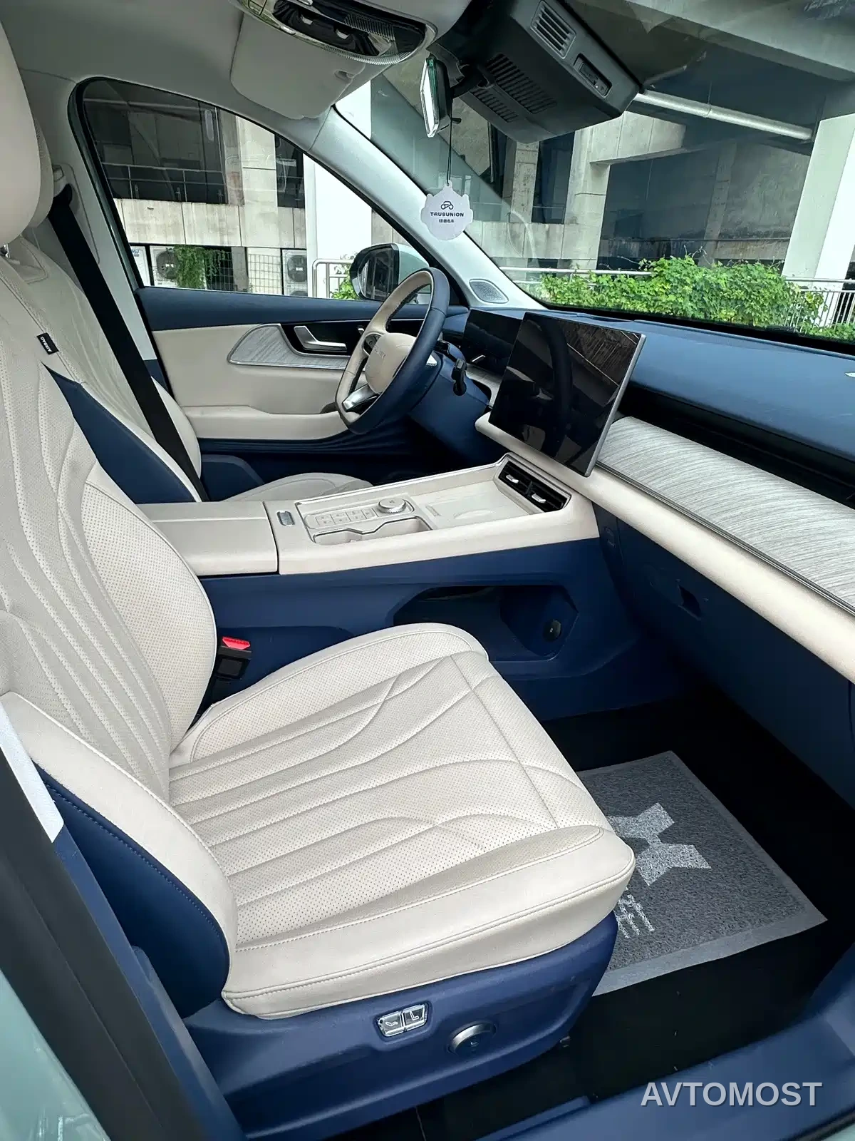 Chery Fengyun T9 2024 120 Long Range Standard 5-seater LFP — фото 8