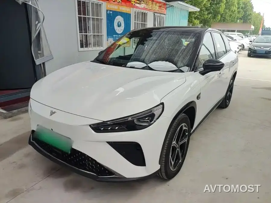 Nezha L 2024 Extended Range 310 Flash Charge Red Edition