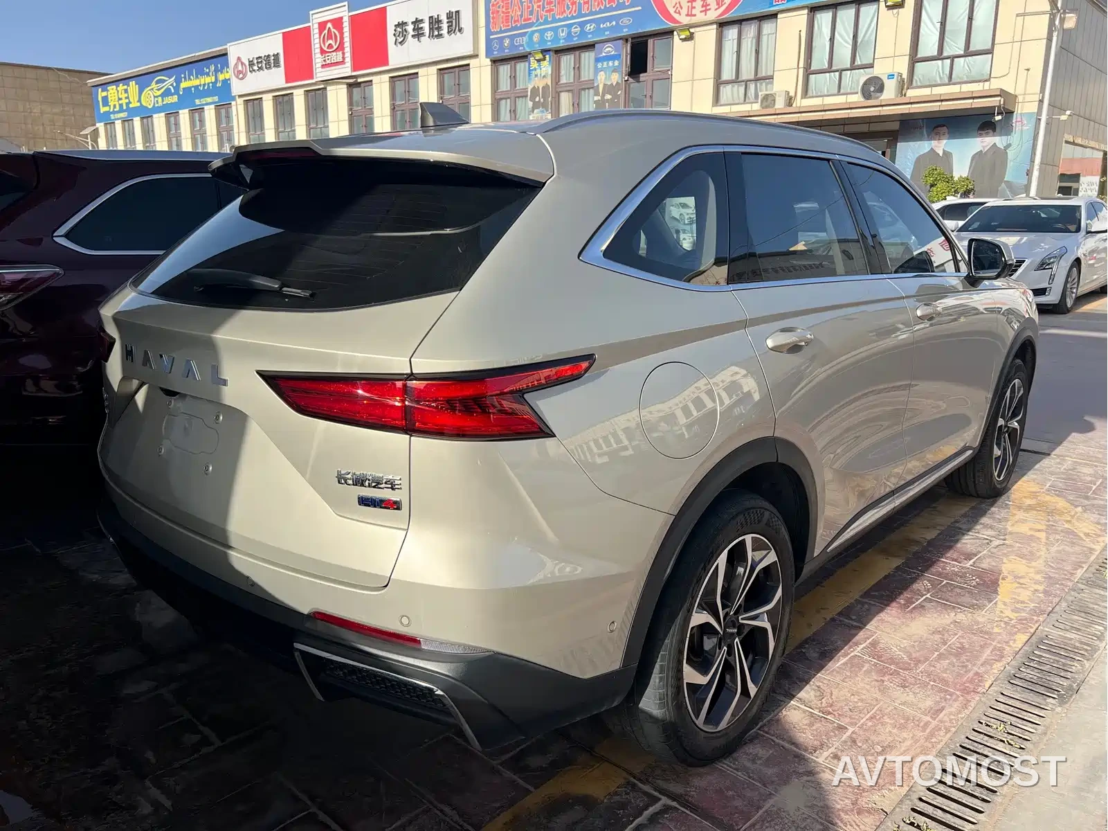 Haval Xiaolong MAX 2023 1.5L Hi4 105 4WD Smart Flagship — фото 9