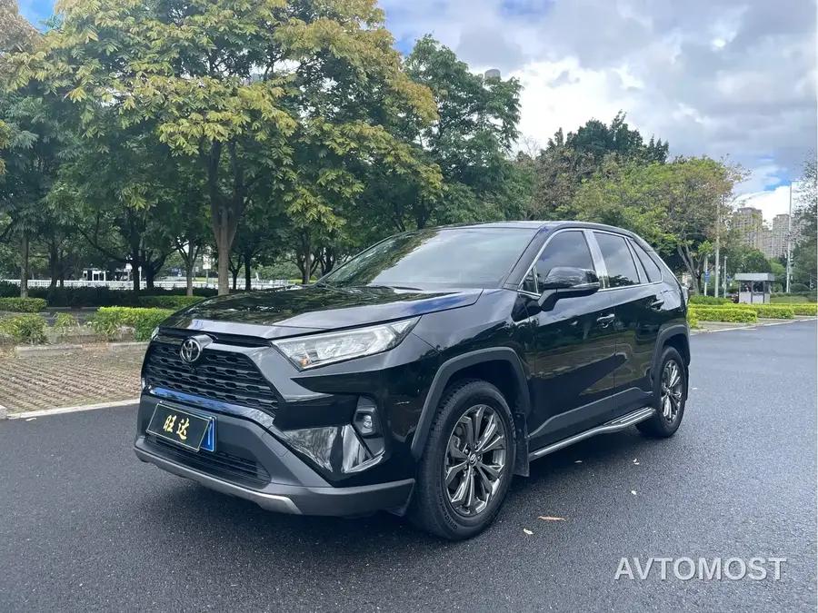 Toyota RAV4 Rongfang 2023 2.0L CVT 2WD Fashion Edition