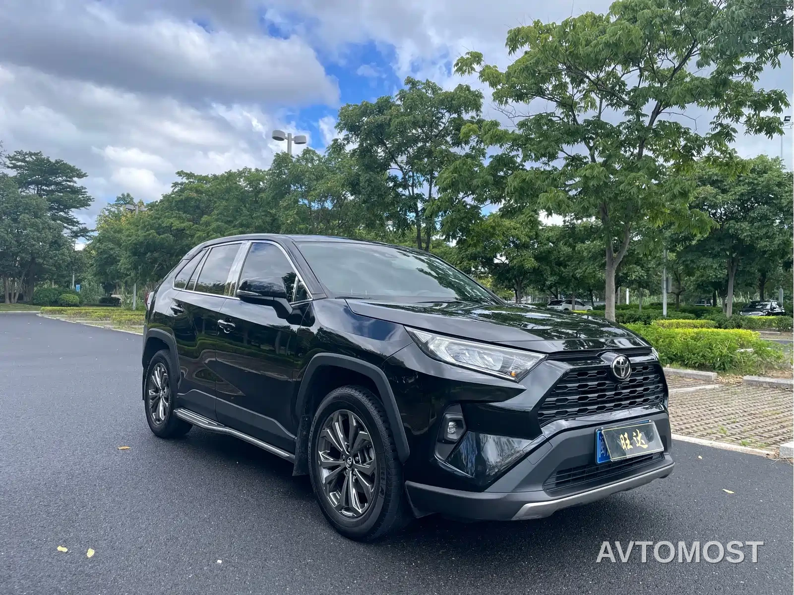Toyota RAV4 Rongfang 2023 2.0L CVT 2WD Fashion Edition — фото 2