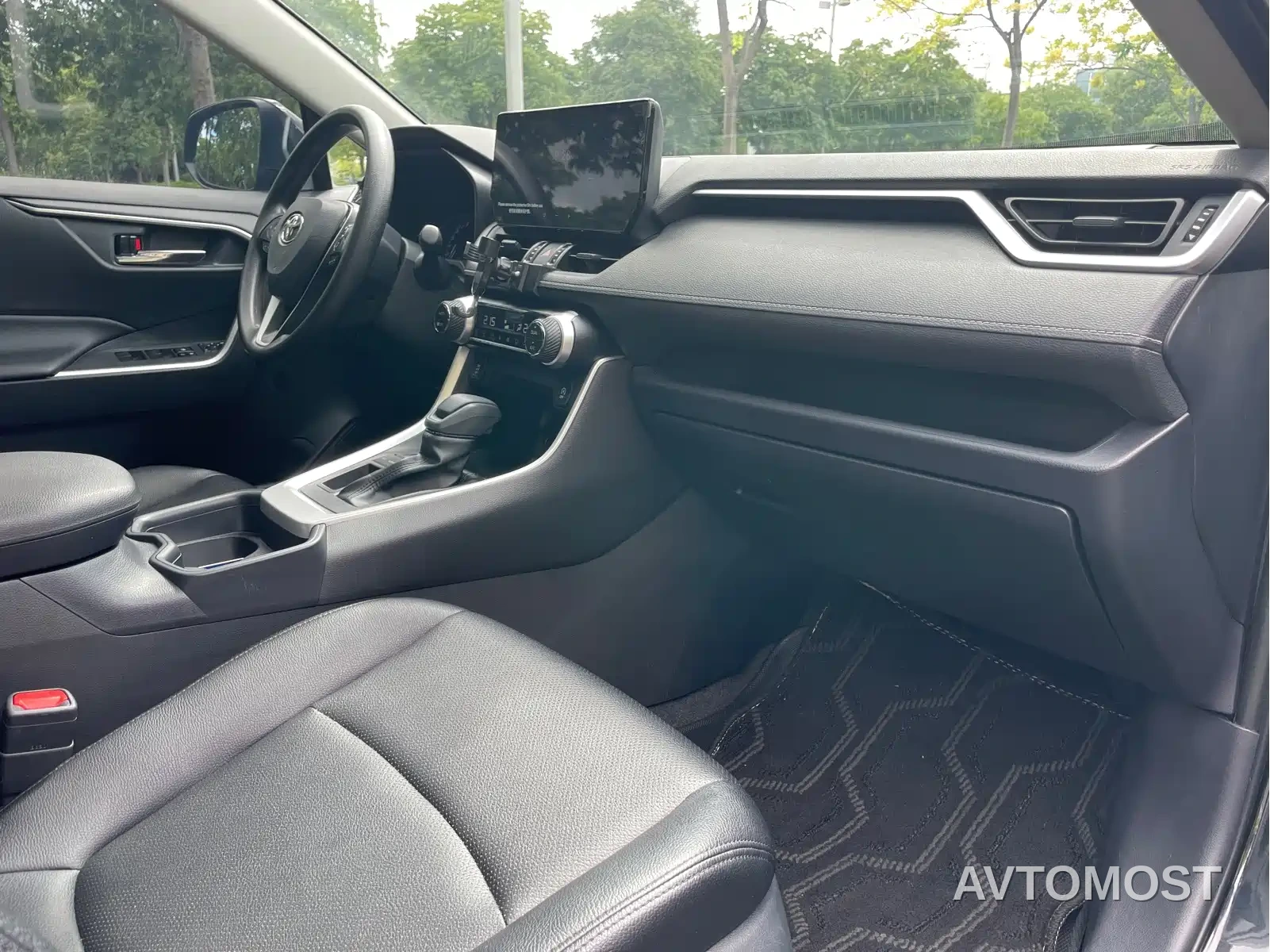 Toyota RAV4 Rongfang 2023 2.0L CVT 2WD Fashion Edition — фото 14