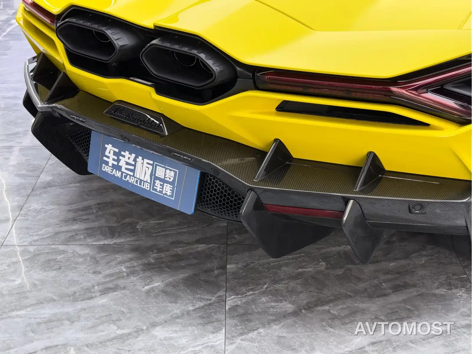 Lamborghini Revuelto 2023 6.5L PHEV Standard — фото 36