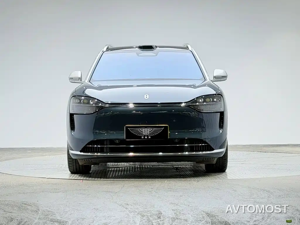 AITO M9 2024 Range Extender Max Edition 42kWh 6-seater — фото 2