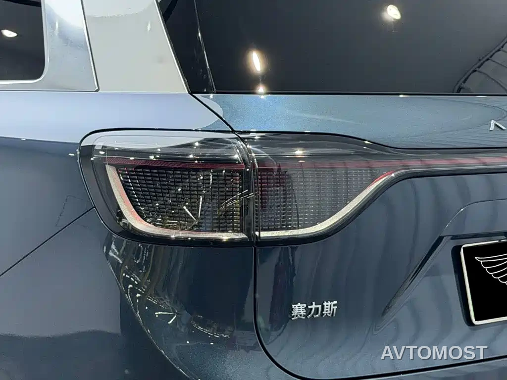 AITO M9 2024 Range Extender Max Edition 42kWh 6-seater — фото 5
