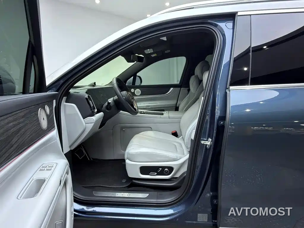 AITO M9 2024 Range Extender Max Edition 42kWh 6-seater — фото 15