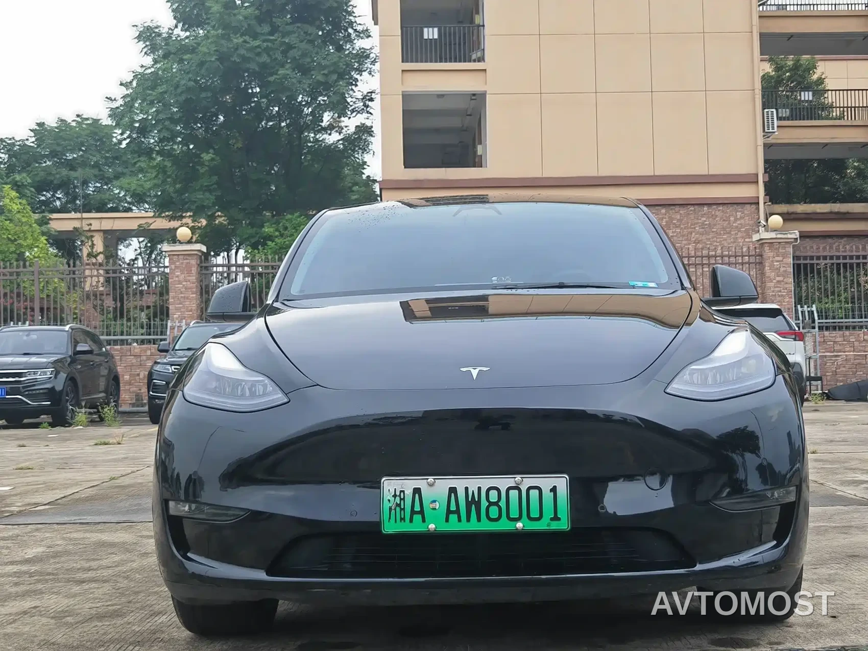 Tesla Model Y 2021 Standard Range Rear-Wheel Drive — фото 2