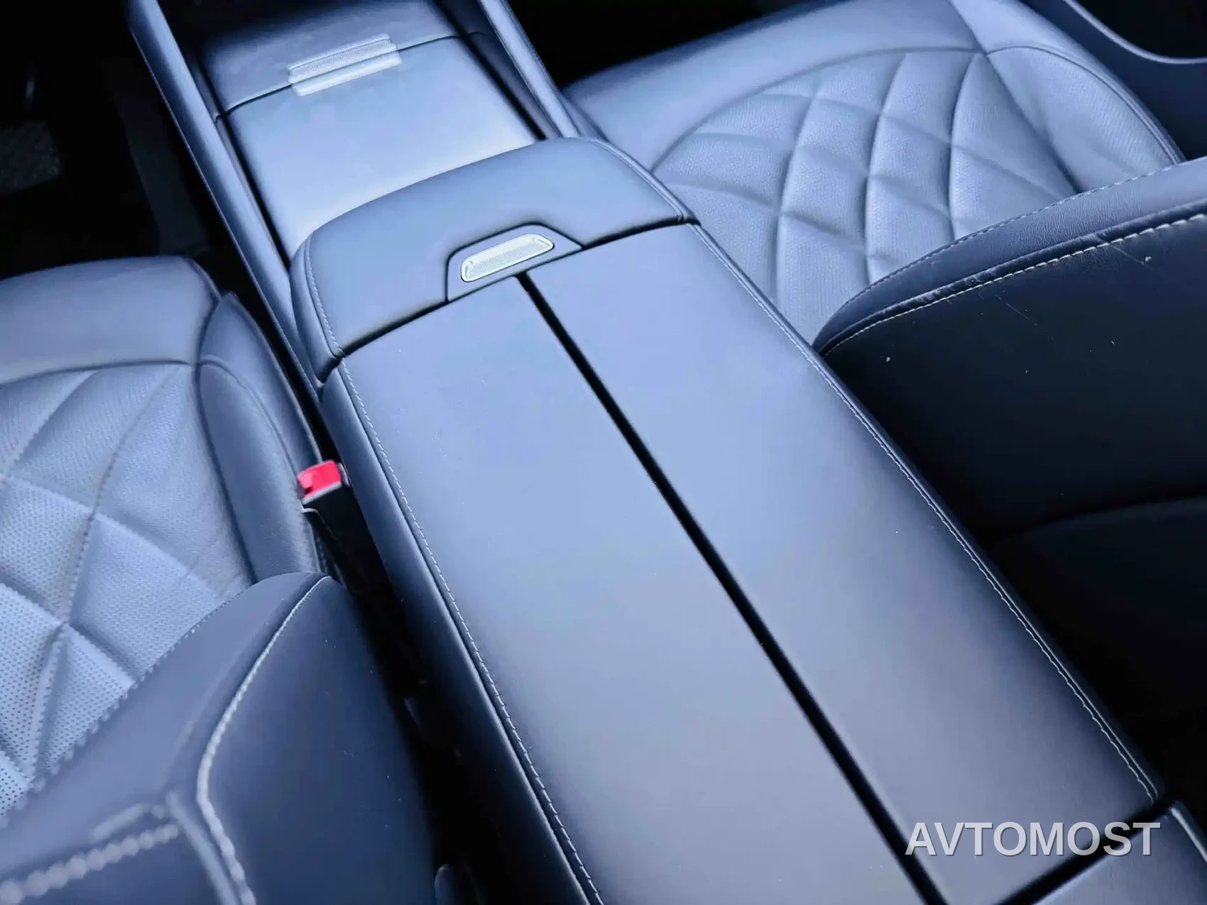 Roewe Feifan R7 2023 Long Range Screen Dominator Edition — фото 14