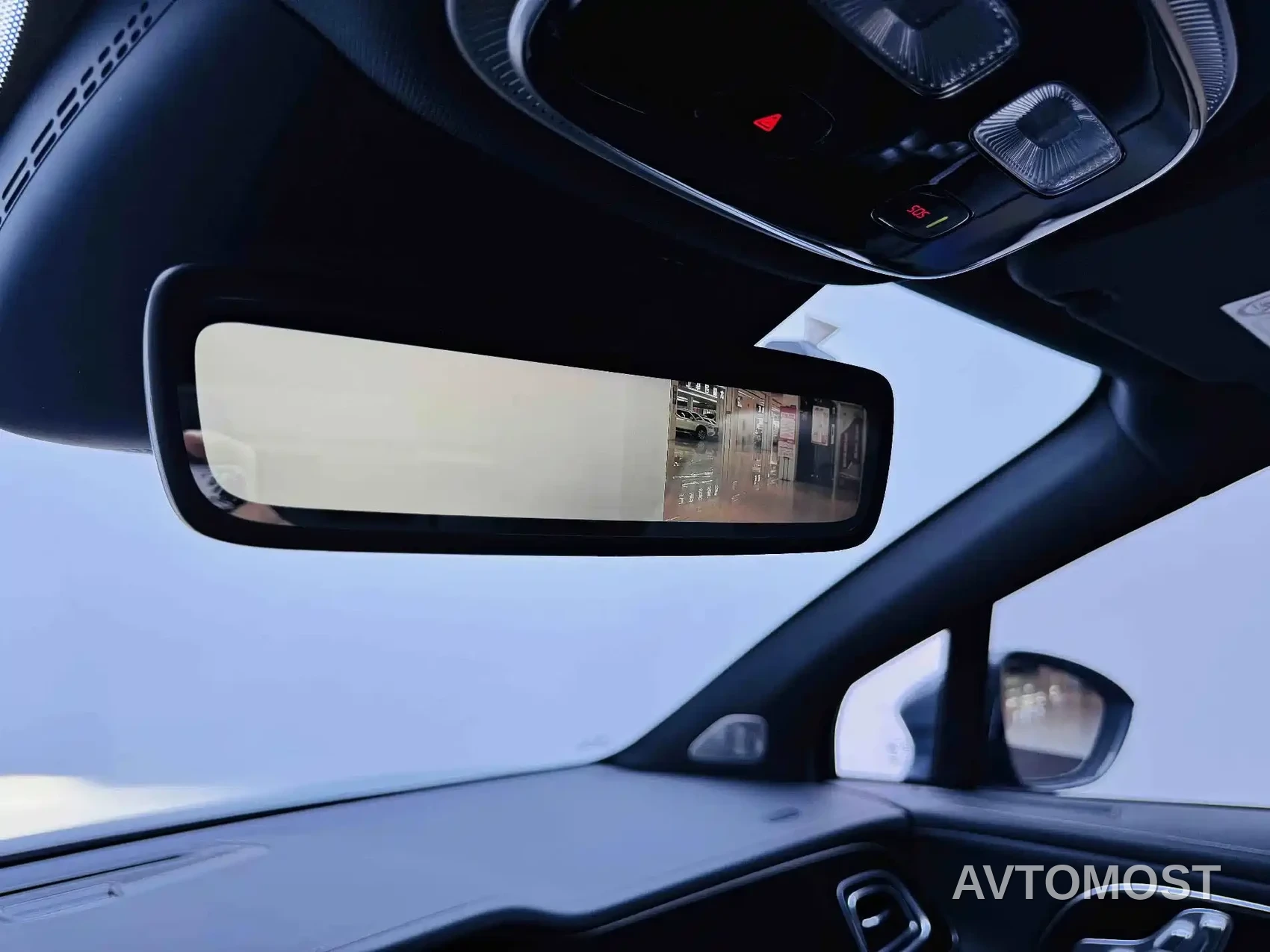 Roewe Feifan R7 2023 Long Range Screen Dominator Edition — фото 16