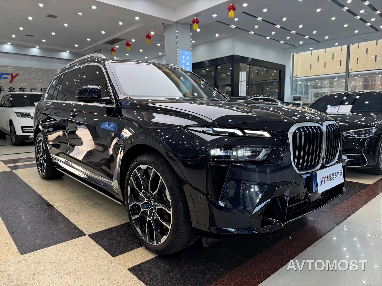 BMW X7 2023 xDrive40i Executive M Sport Package — фото 3