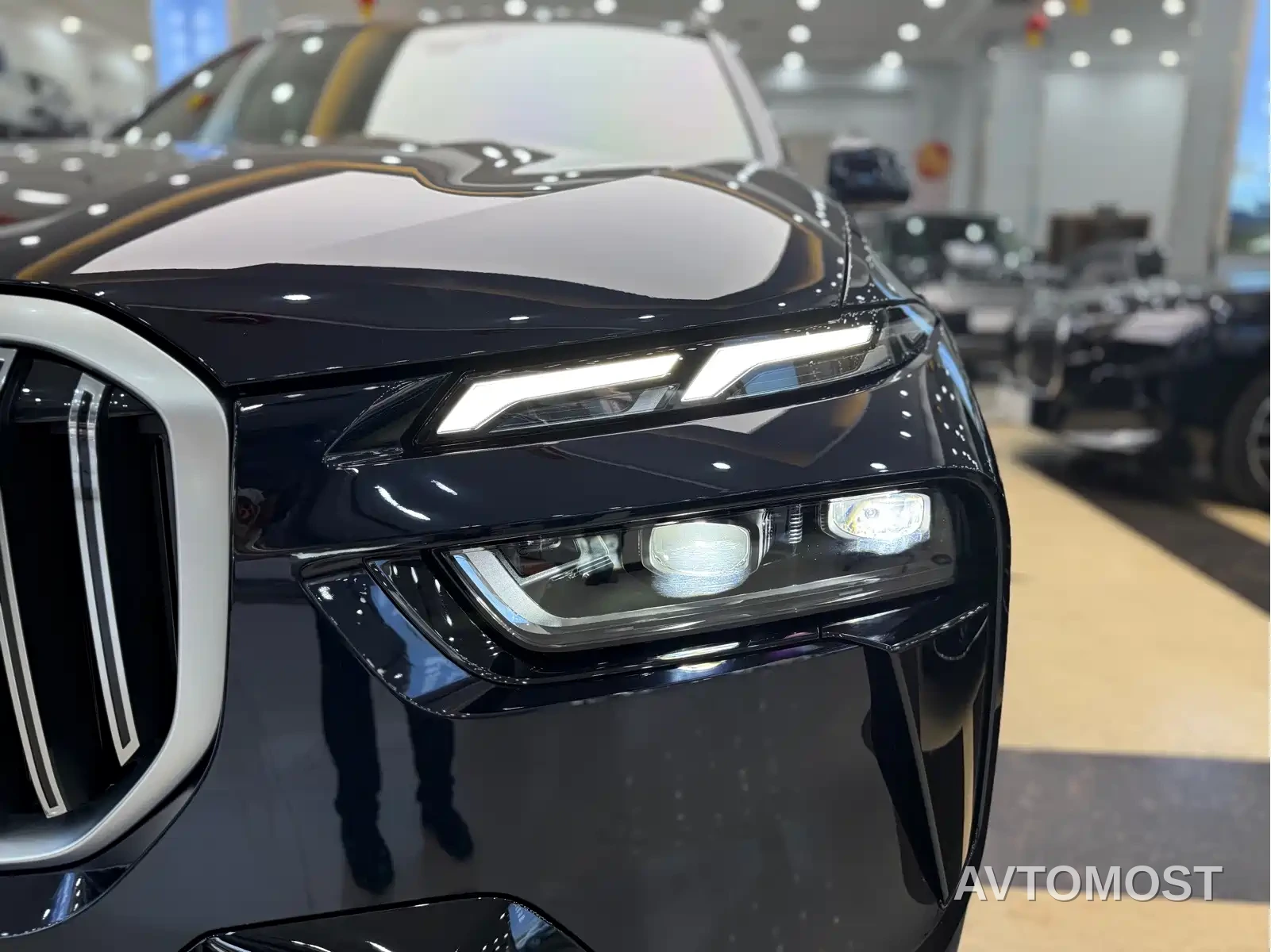 BMW X7 2023 xDrive40i Executive M Sport Package — фото 24