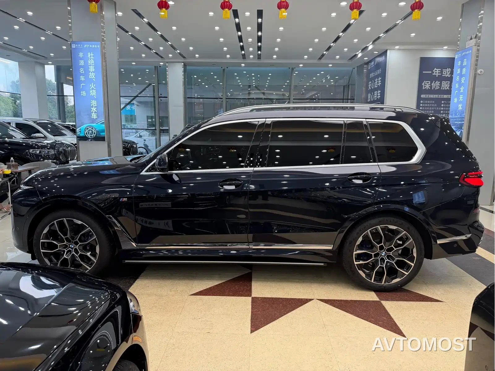 BMW X7 2023 xDrive40i Executive M Sport Package — фото 28